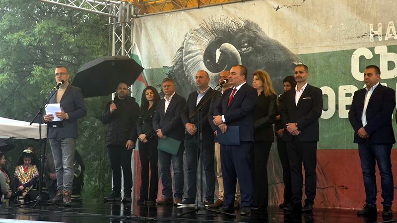 Заместник изпълнителният директор на ДФЗ Ива Иванова присъства на официалното откриване на събора на овцевъдите в България